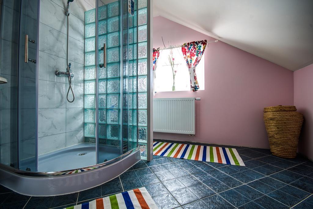 Dom Na Starym Goscincu Tiszyna Villa Dubicze Cerkiewne Стая снимка